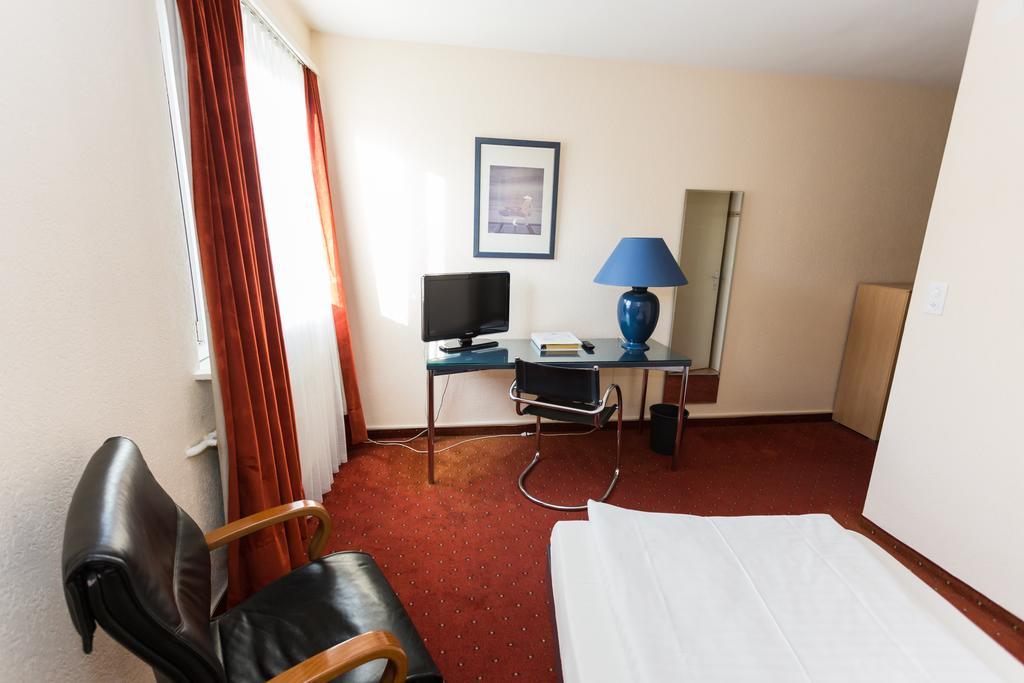 Hotel Comedie Женева Екстер'єр фото