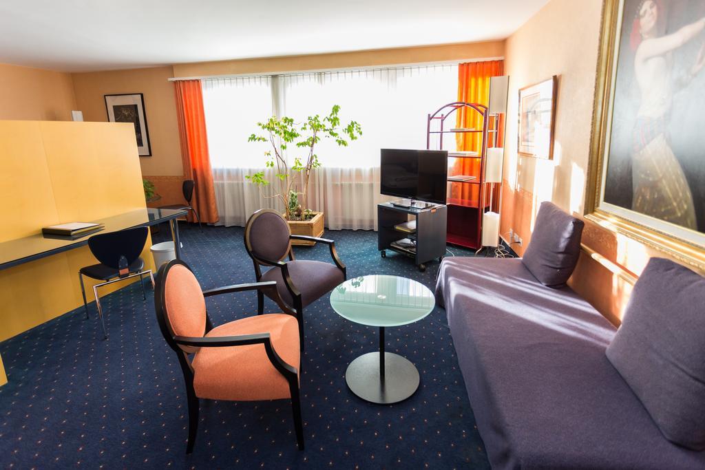 Hotel Comedie Женева Екстер'єр фото