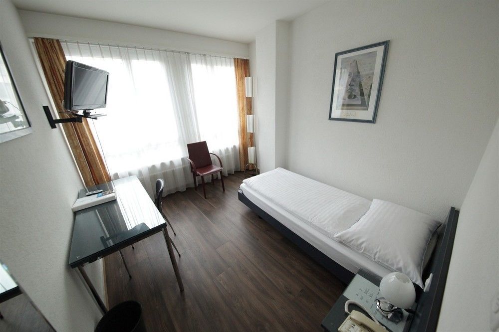 Hotel Comedie Женева Екстер'єр фото